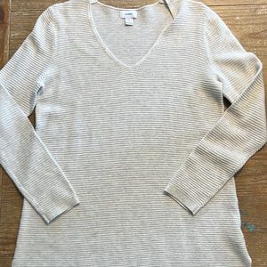 Old Navy v-neck sweater